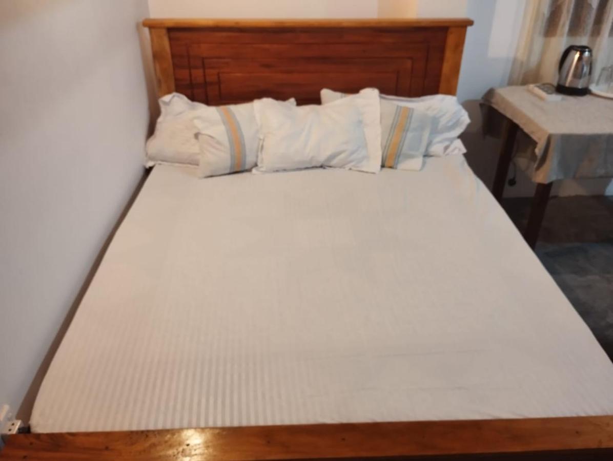 Sunil'S Homestay Sinharaja Kalawana ภายนอก รูปภาพ